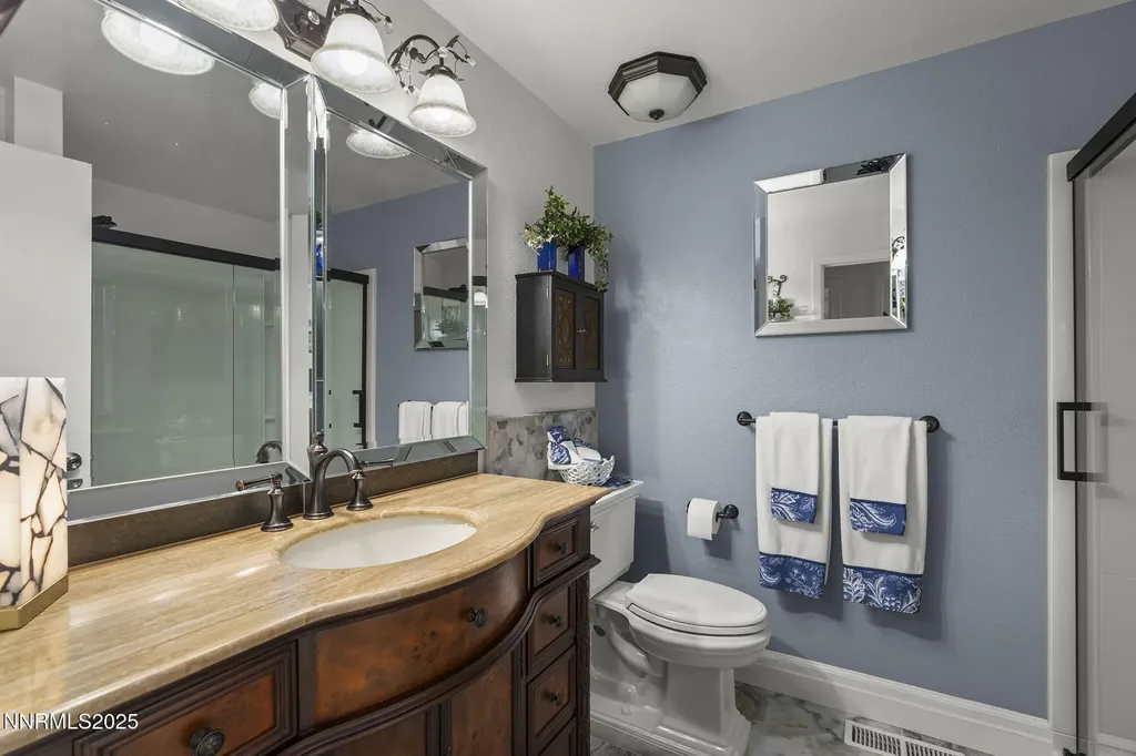 1044 Glen Martin Sparks NV 89434
