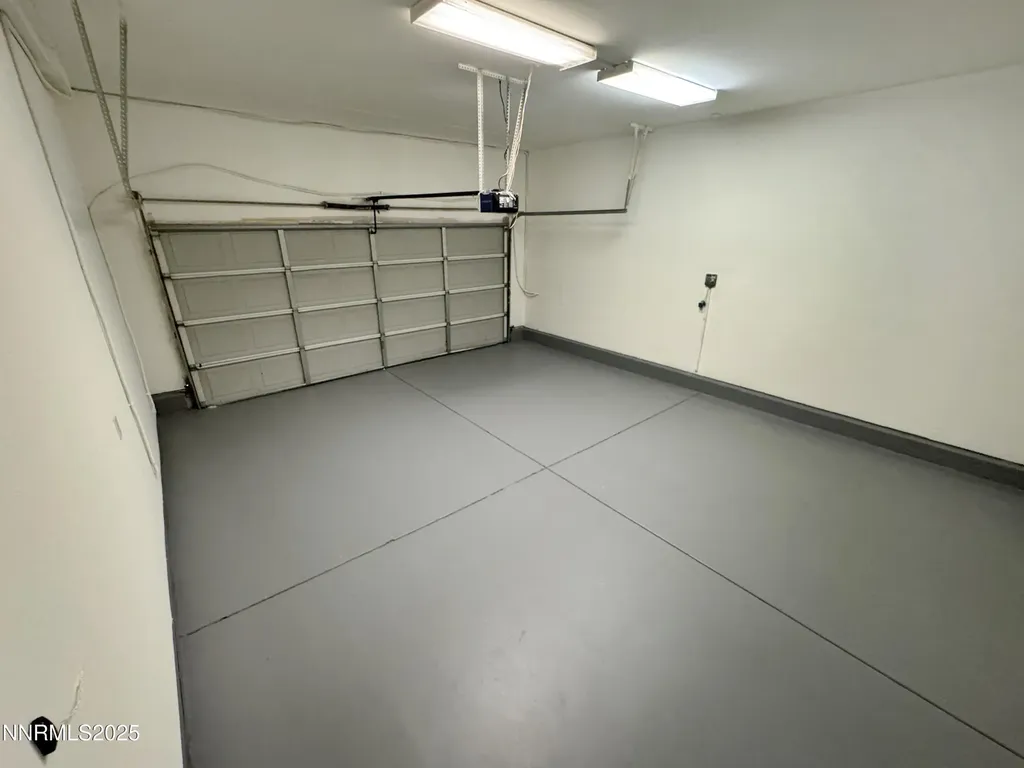 3868 Snow Valley Reno NV 89508