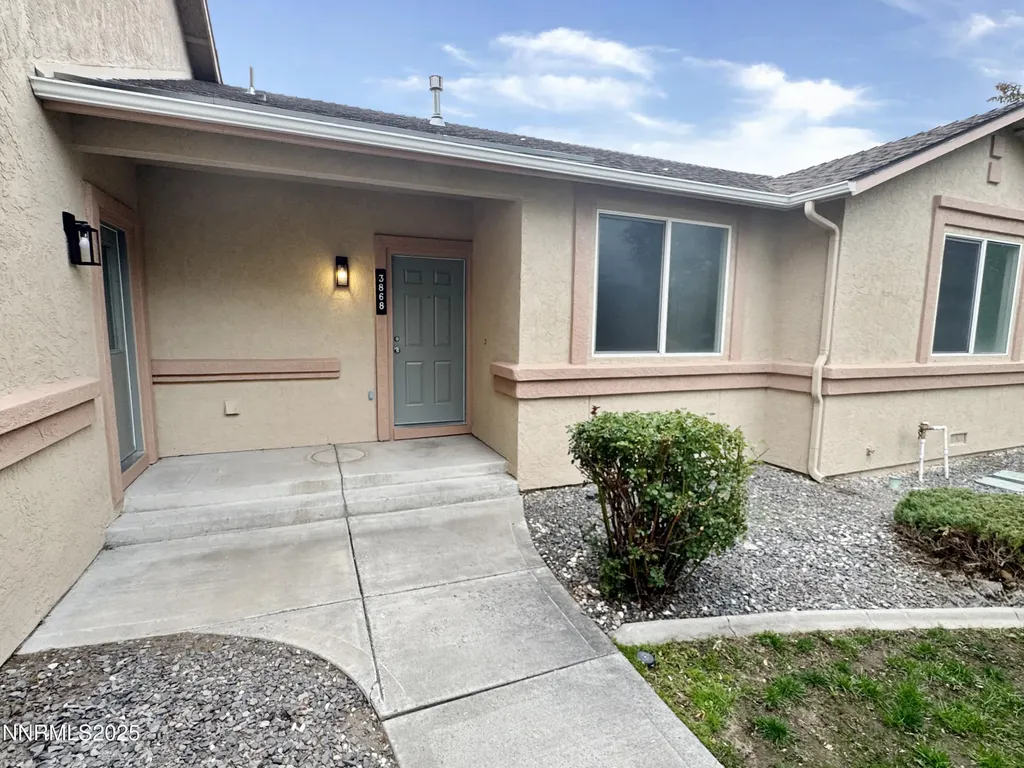3868 Snow Valley Reno NV 89508