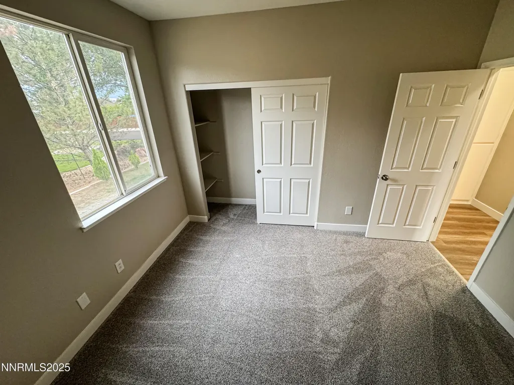 3868 Snow Valley Reno NV 89508