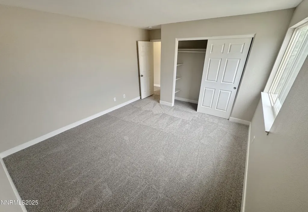 3868 Snow Valley Reno NV 89508