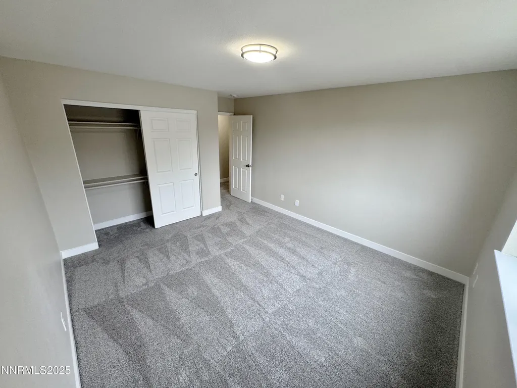 3868 Snow Valley Reno NV 89508