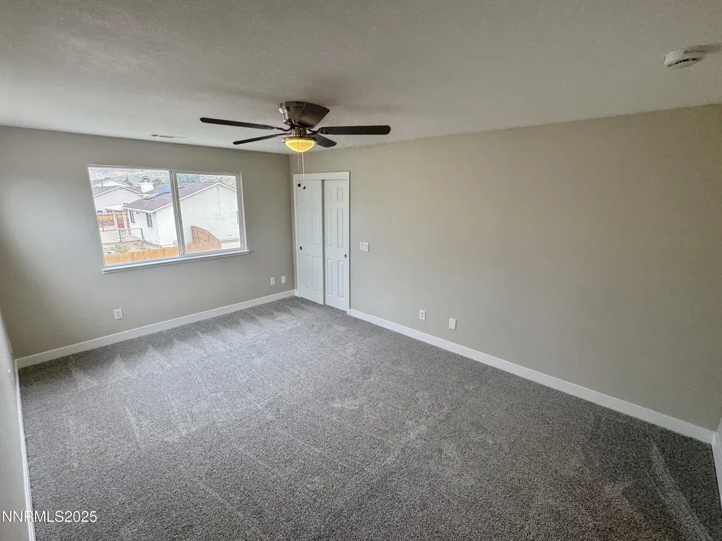 3868 Snow Valley Reno NV 89508