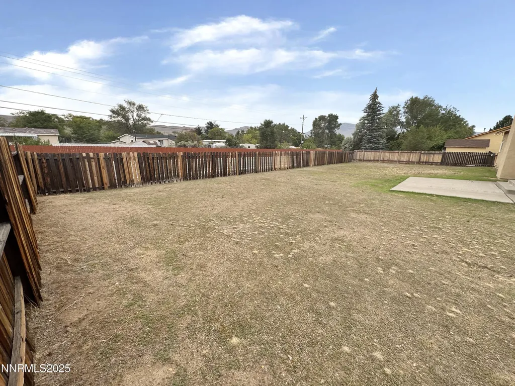 3868 Snow Valley Reno NV 89508