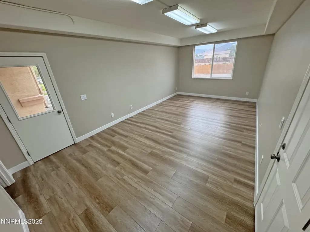 3868 Snow Valley Reno NV 89508
