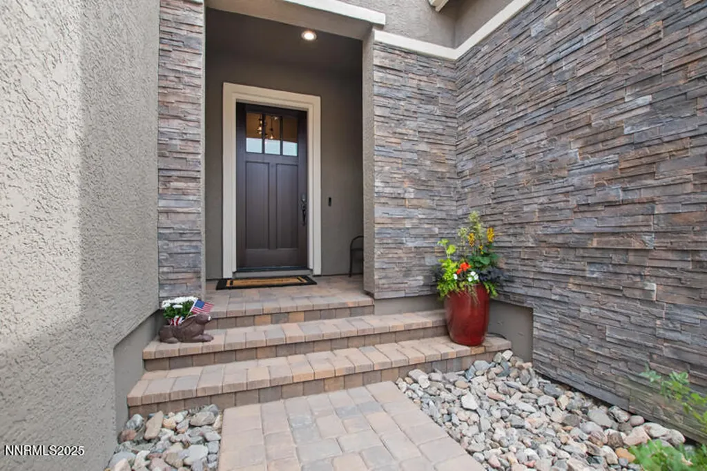 8900 Suncreek Reno NV 89523