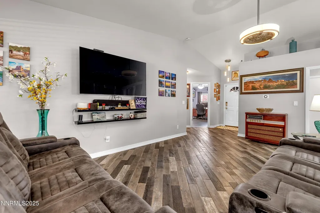 155 Veronica Spanish Springs NV 89436