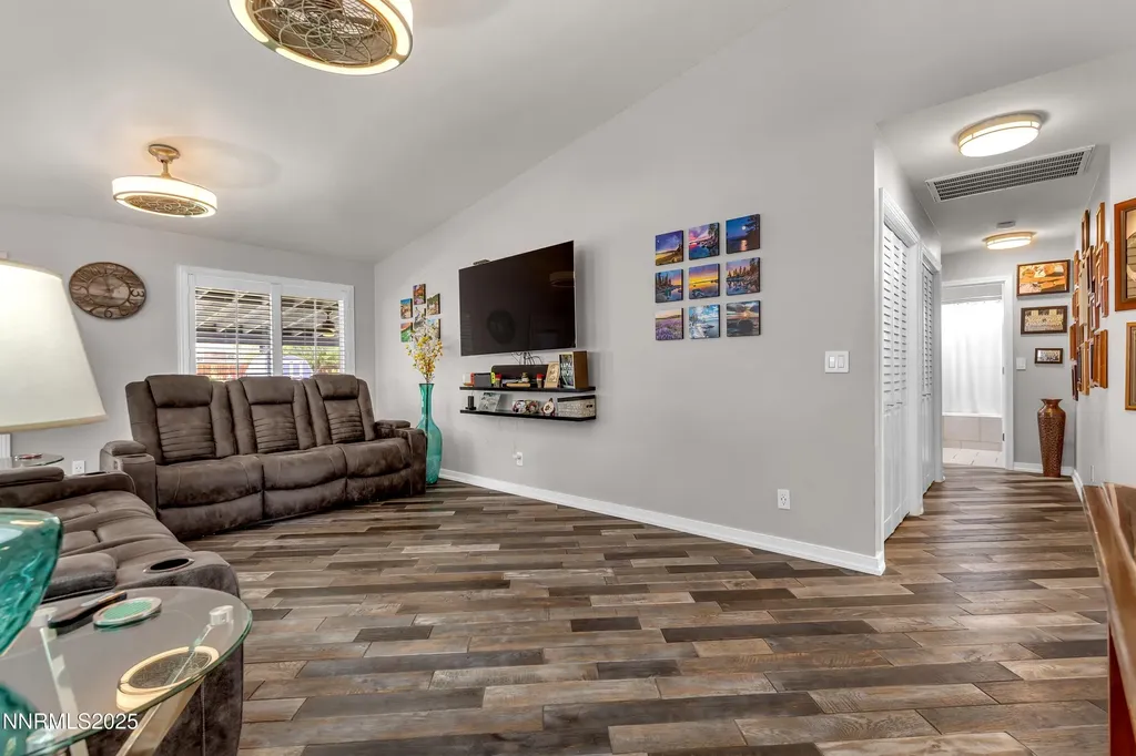 155 Veronica Spanish Springs NV 89436