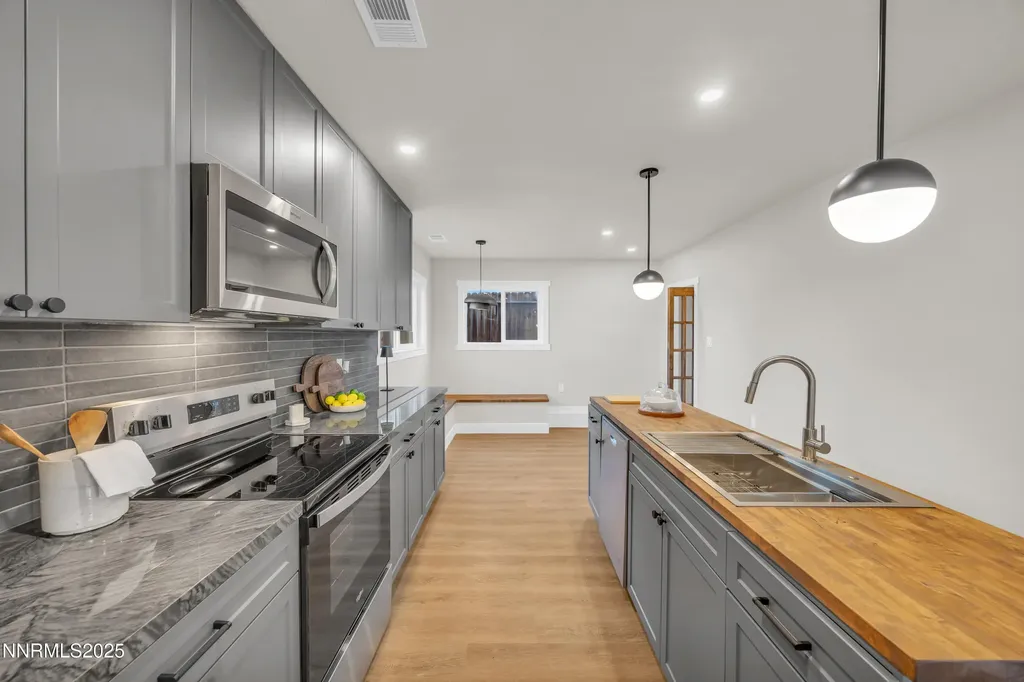 1935 Marlette Reno NV 89503