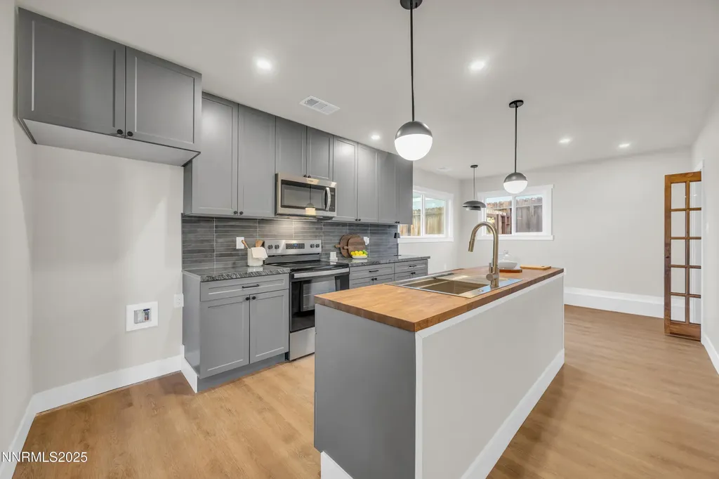 1935 Marlette Reno NV 89503