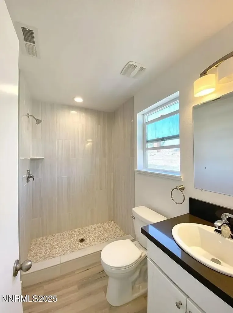 446 Roberts Reno NV 89502