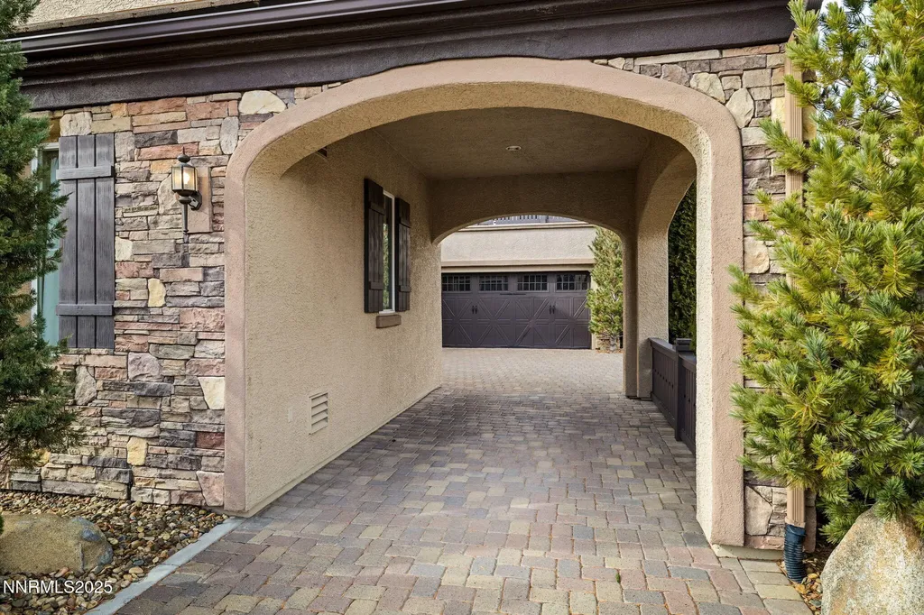 1845 Graysburg Reno NV 89523