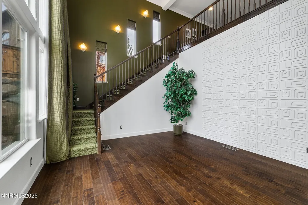 1845 Graysburg Reno NV 89523