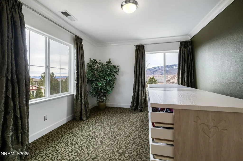 1845 Graysburg Reno NV 89523