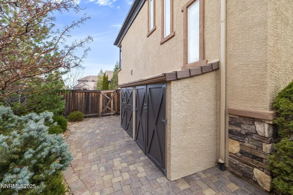 1845 Graysburg Reno NV 89523