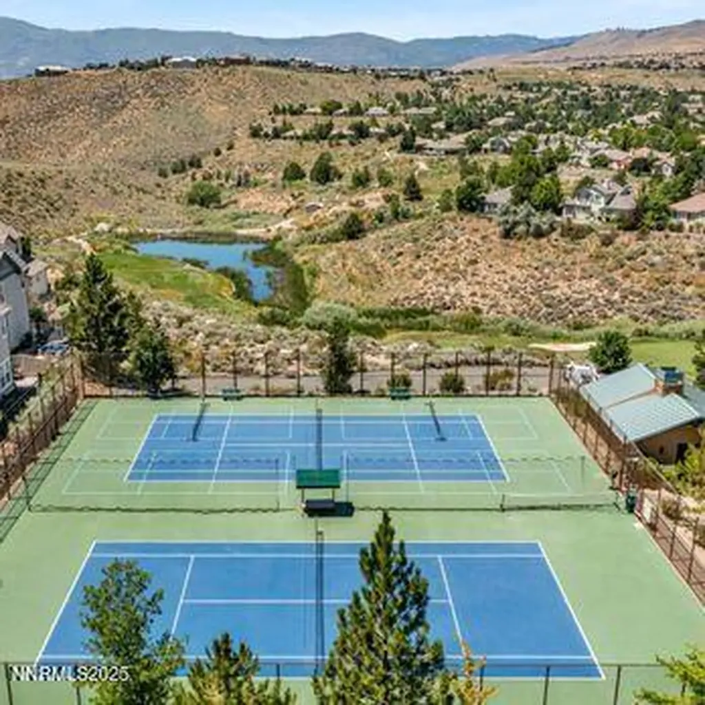 1845 Graysburg Reno NV 89523