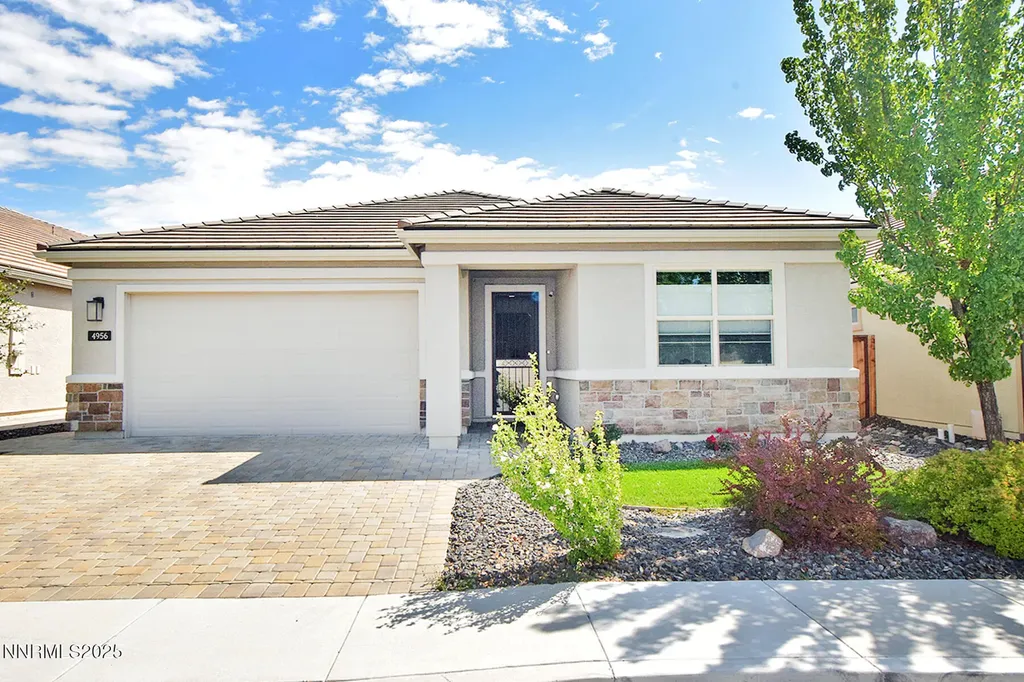 Sparks NV, 4956 Monrovia