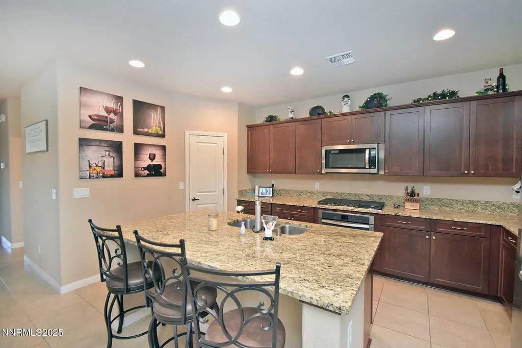 4956 Monrovia Sparks NV 89436