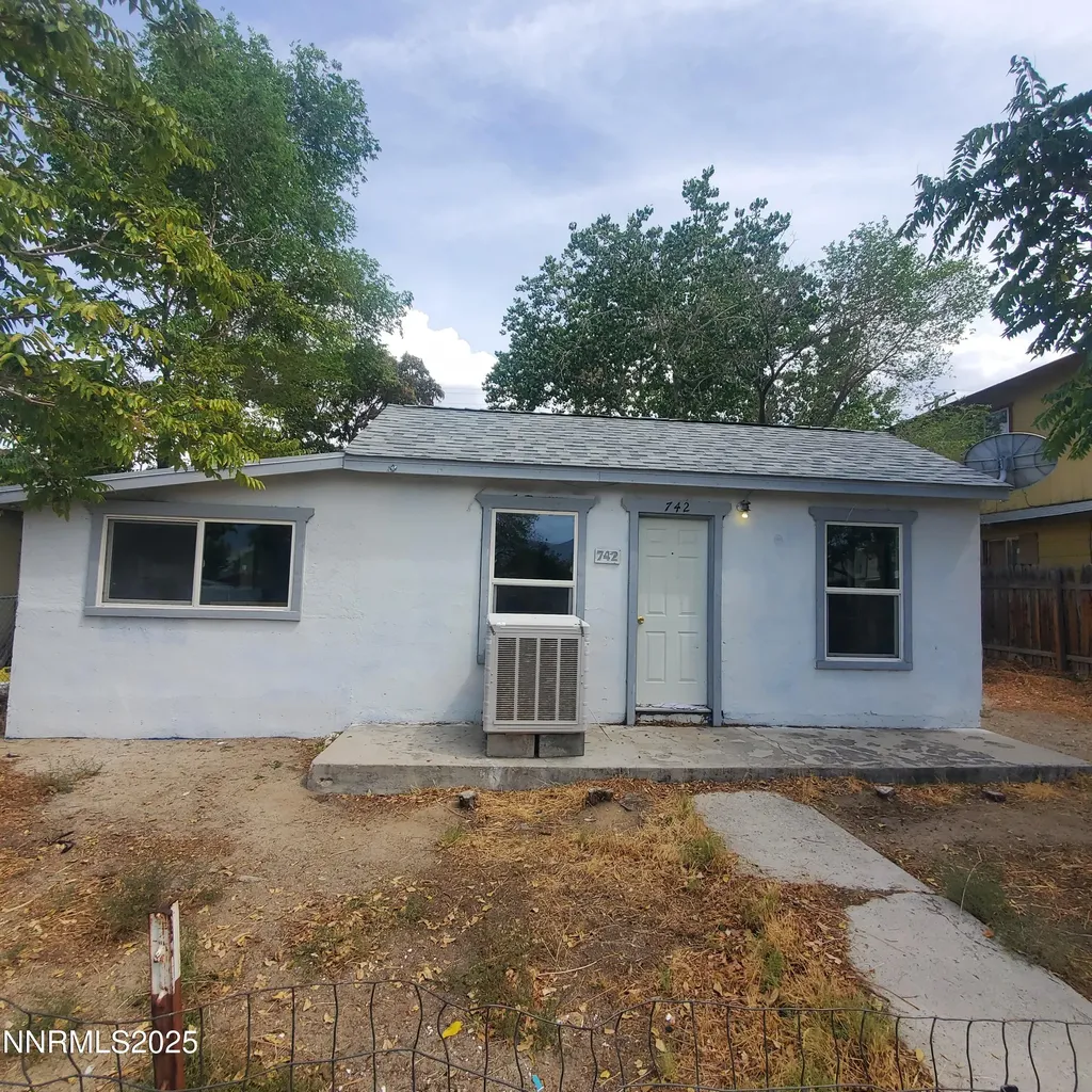 742 D Hawthorne NV 89415