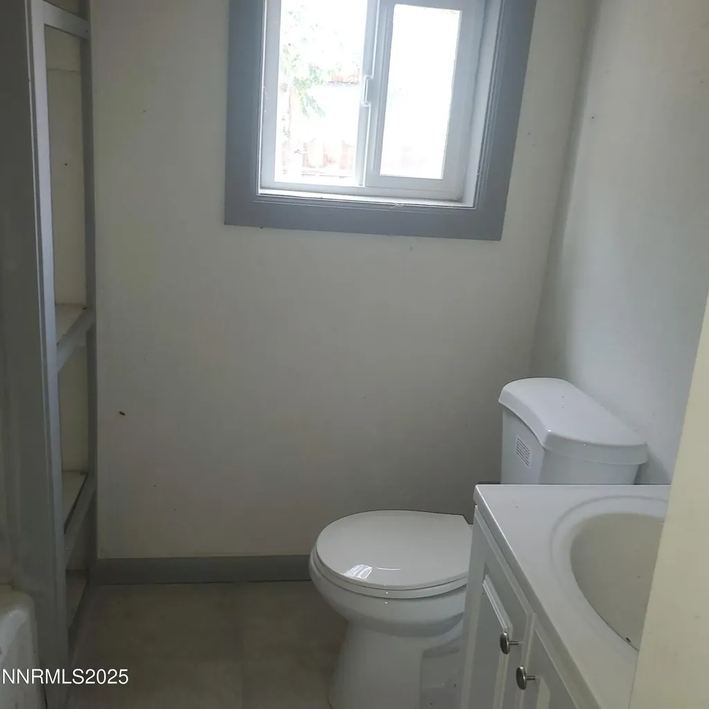 742 D Hawthorne NV 89415