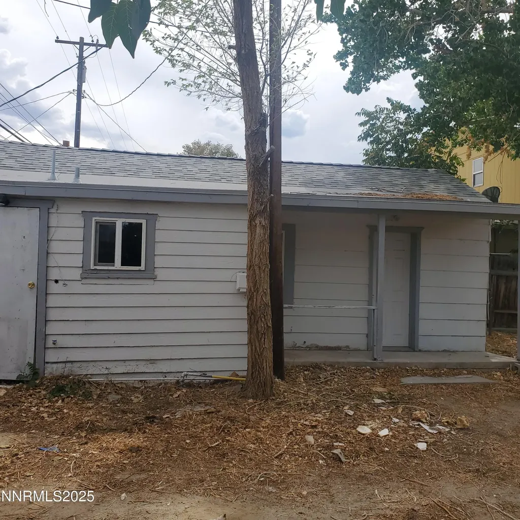 742 D Hawthorne NV 89415