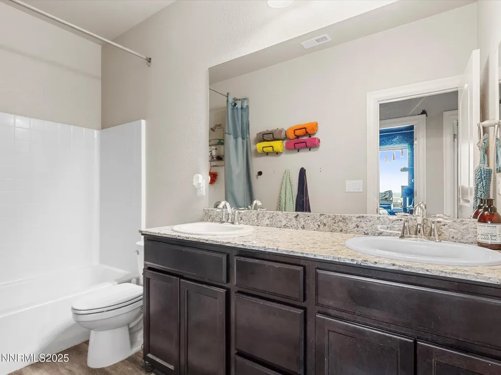 695 Cable Canyon Fernley NV 89408