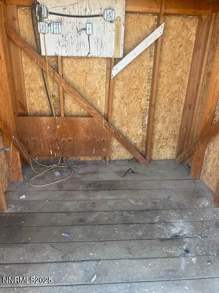 5415 Springfield Road Winnemucca NV 89445