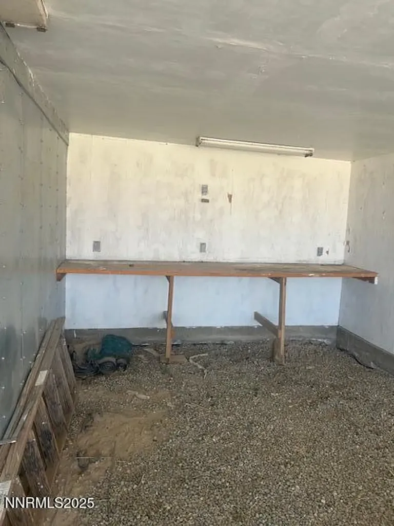 5415 Springfield Road Winnemucca NV 89445