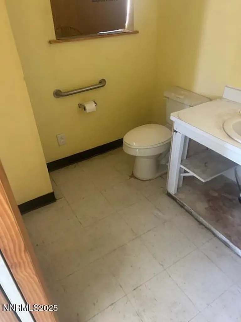 5415 Springfield Road Winnemucca NV 89445