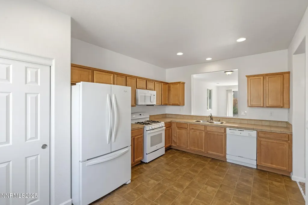 135 Catlin Dayton NV 89403