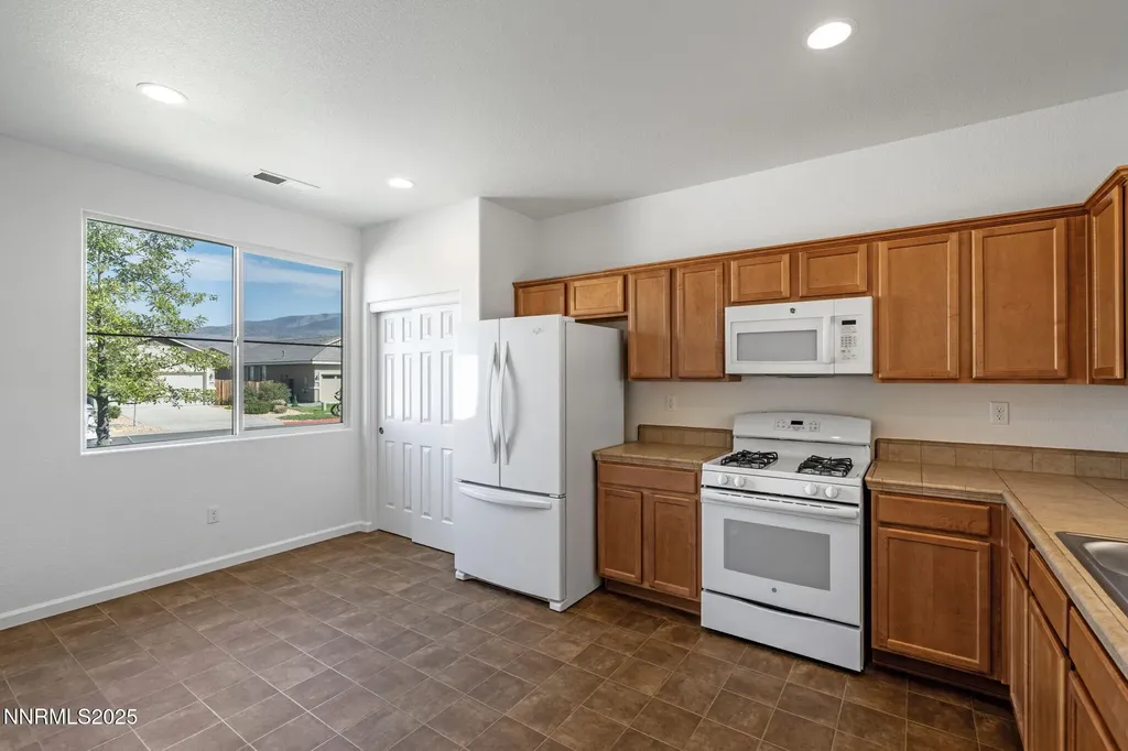 135 Catlin Dayton NV 89403