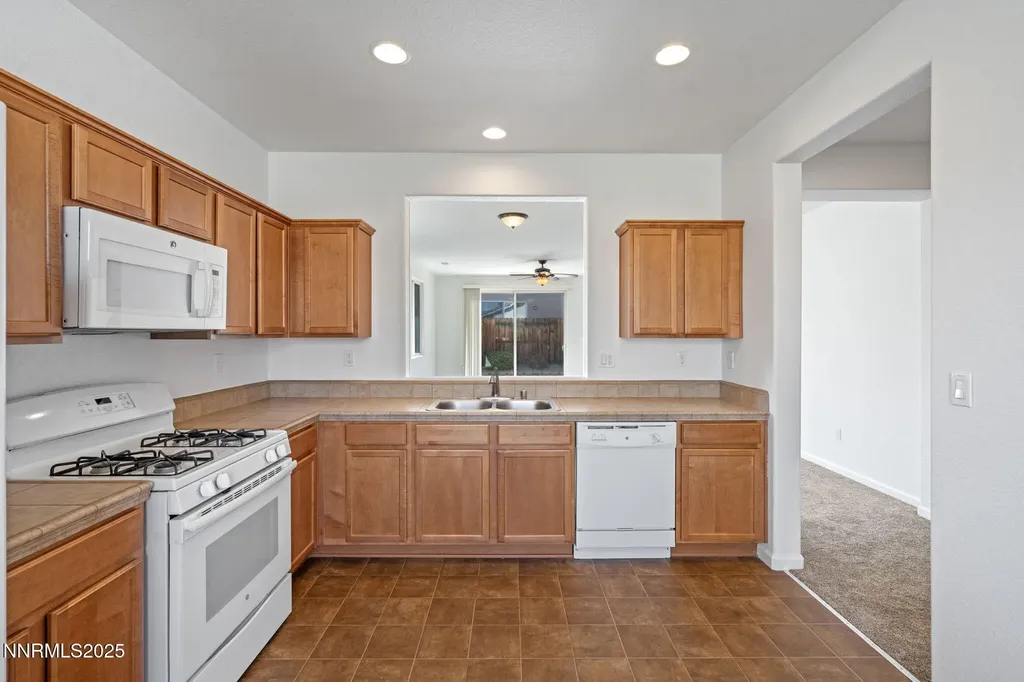 135 Catlin Dayton NV 89403