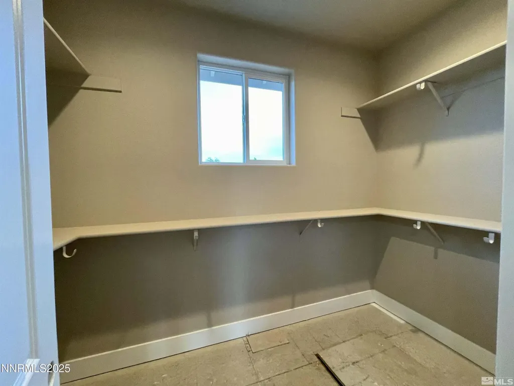 2608 Gordon Minden NV 89423