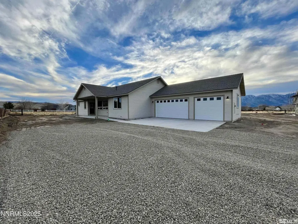 2608 Gordon Minden NV 89423