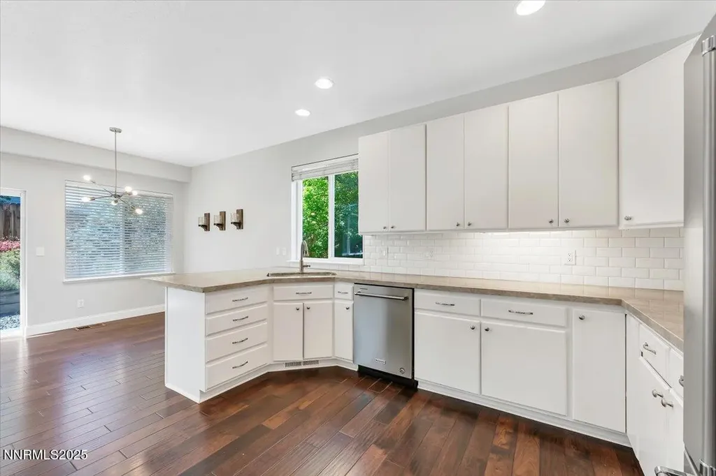 4559 Village Green Reno NV 89519