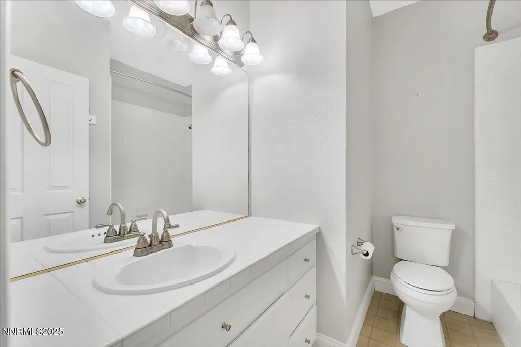4559 Village Green Reno NV 89519