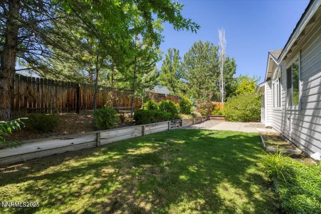 4559 Village Green Reno NV 89519