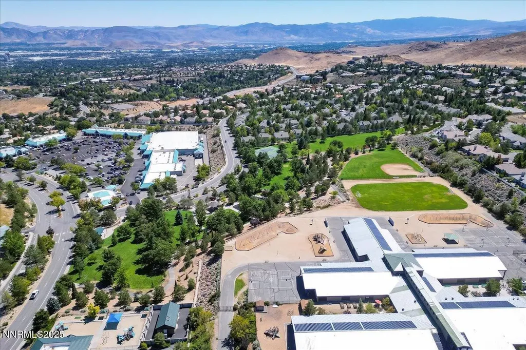 4559 Village Green Reno NV 89519