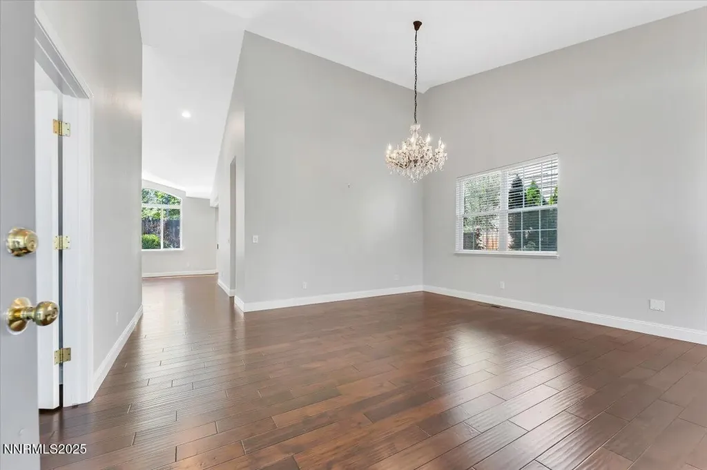 4559 Village Green Reno NV 89519