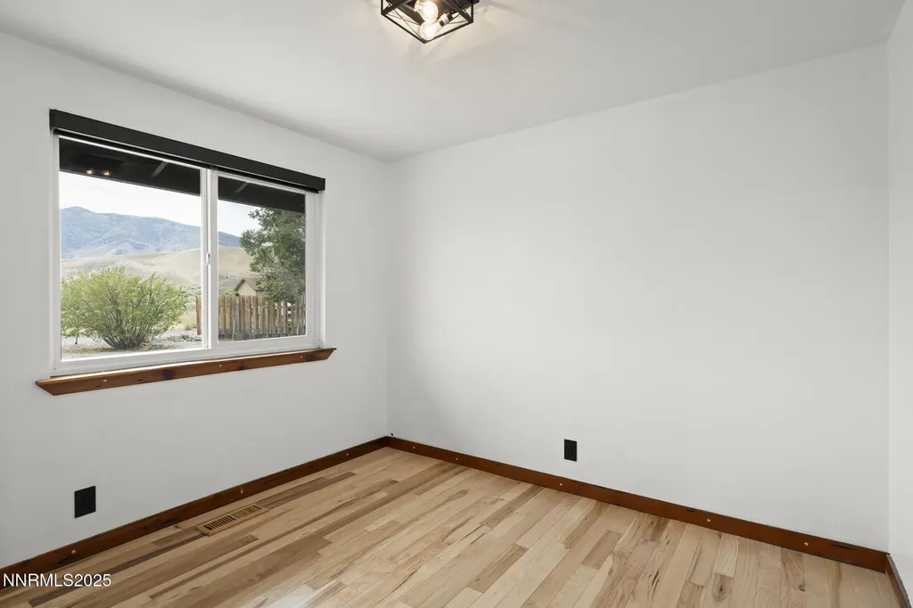 8350 Osage Reno NV 89508