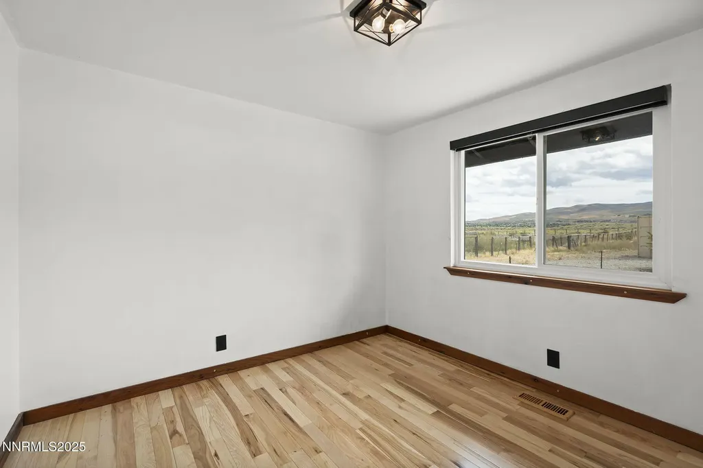 8350 Osage Reno NV 89508