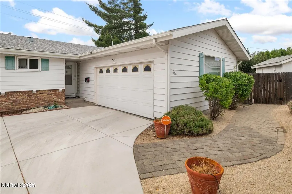 610 Akard Reno NV 89503