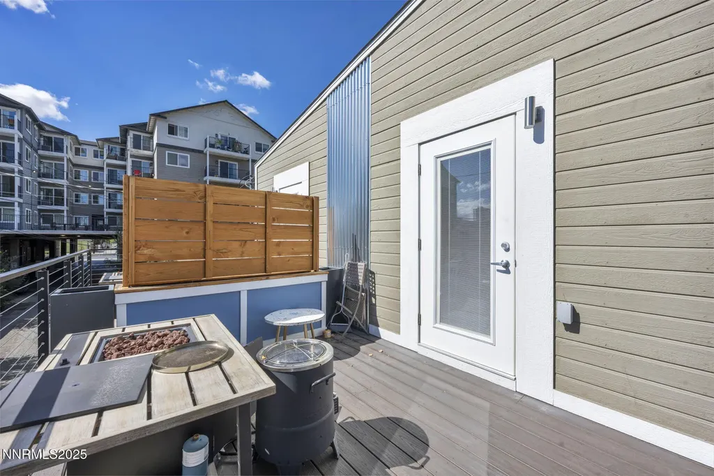 442 7th Reno NV 89512