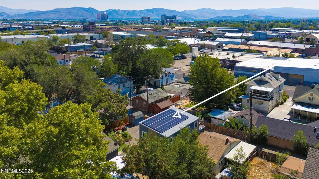 442 7th Reno NV 89512