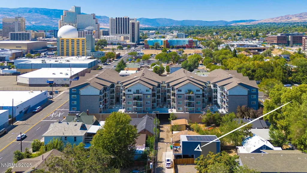 442 7th Reno NV 89512