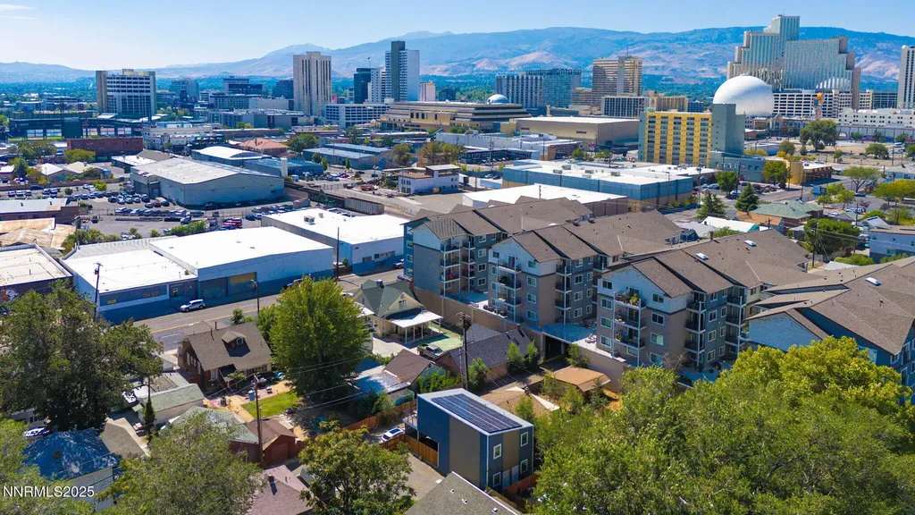 442 7th Reno NV 89512