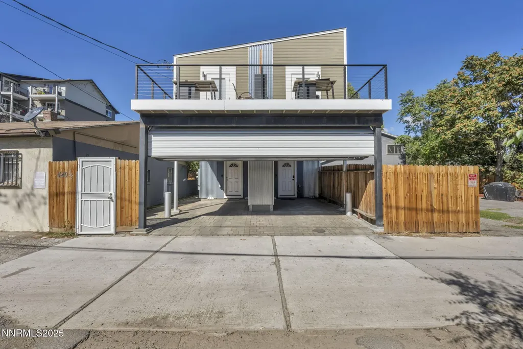 442 7th Reno NV 89512