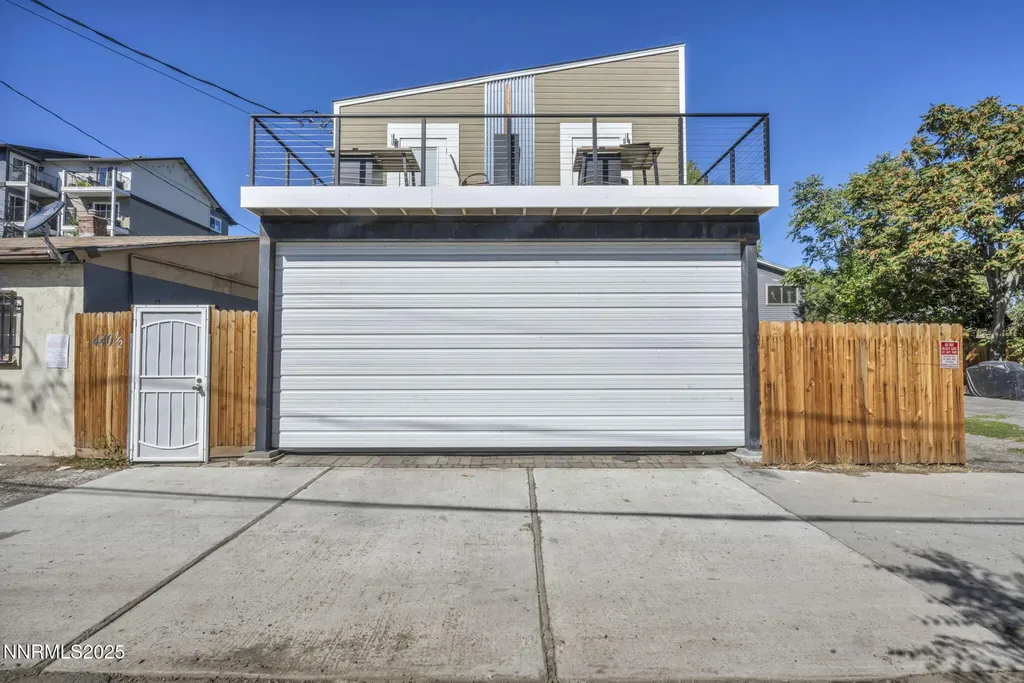 442 7th Reno NV 89512