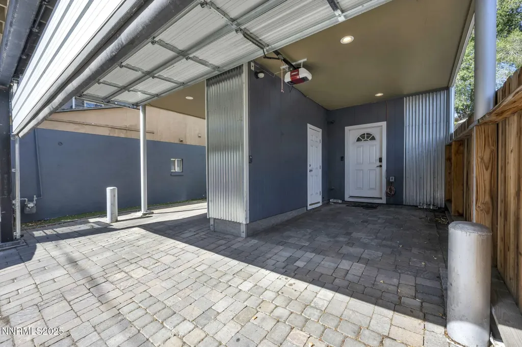 442 7th Reno NV 89512