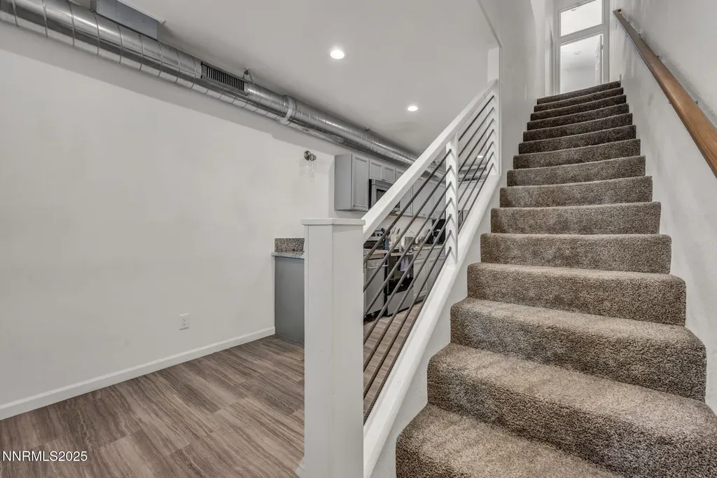 442 7th Reno NV 89512